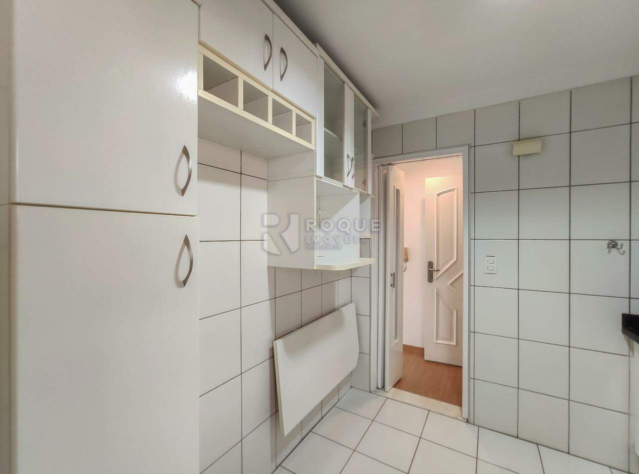 Apartamento para aluguel no bairro Itaipu: Cozinha 
