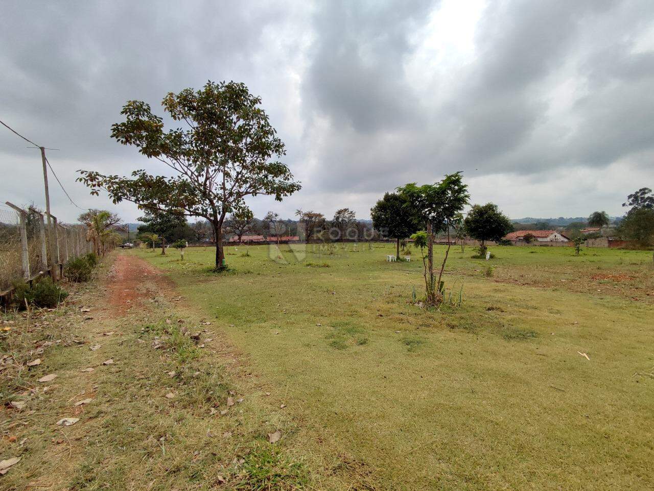 Chácara à venda no bairro Bairro do Pinhal: ÁREA EXTERNA