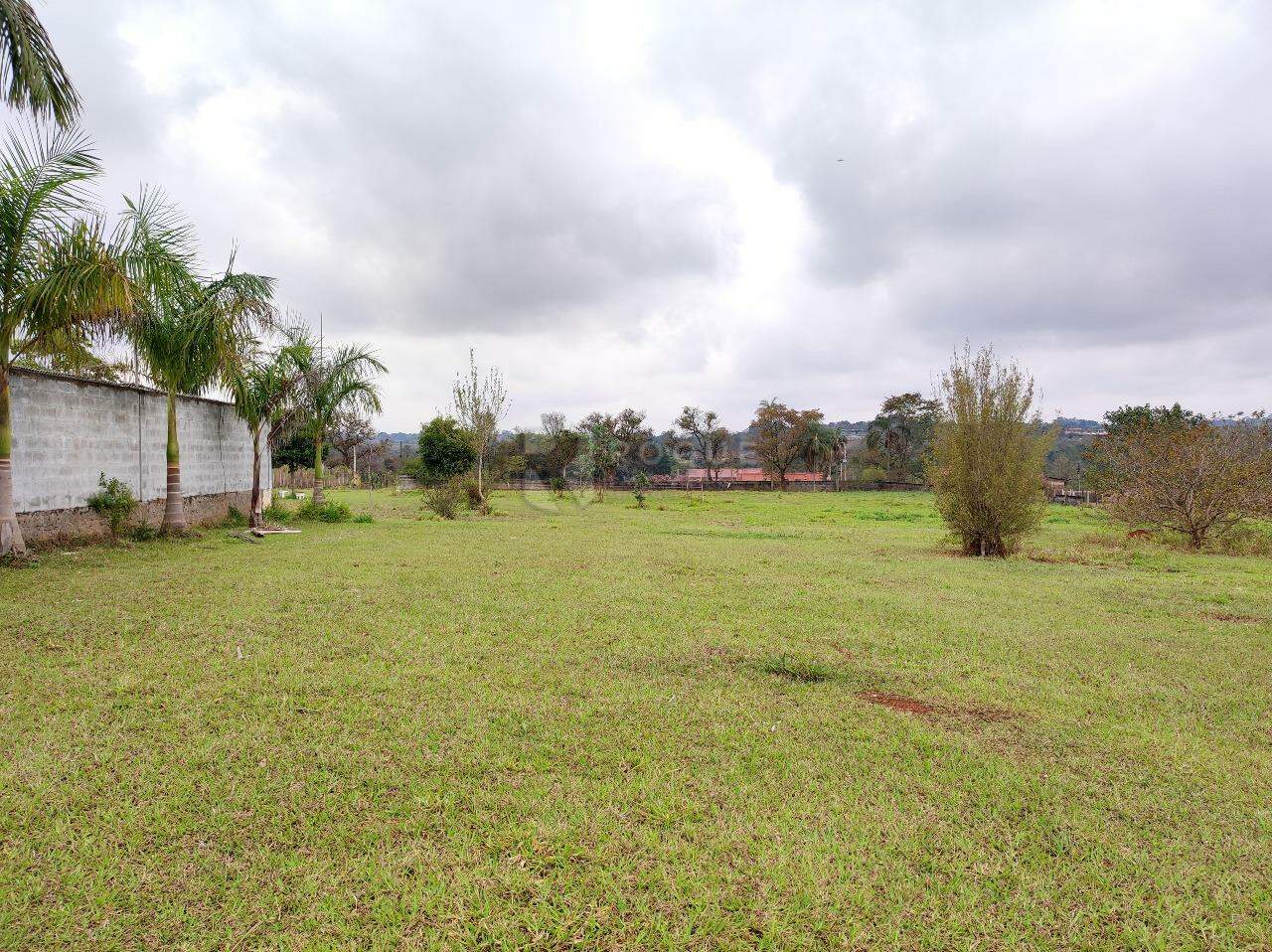 Chácara à venda no bairro Bairro do Pinhal: ÁREA EXTERNA