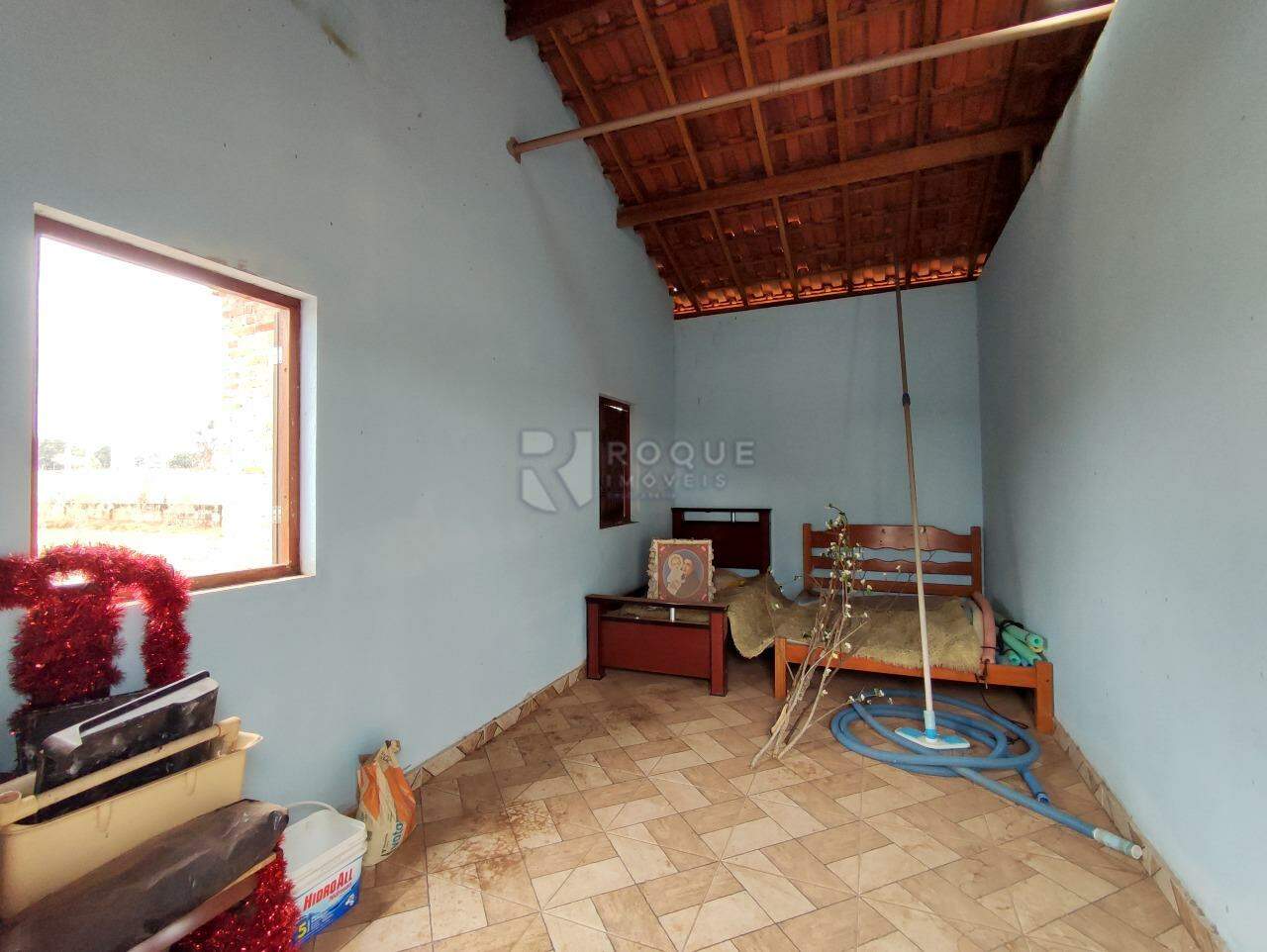 Chácara à venda no bairro Bairro do Pinhal: QUARTO DESPEJO