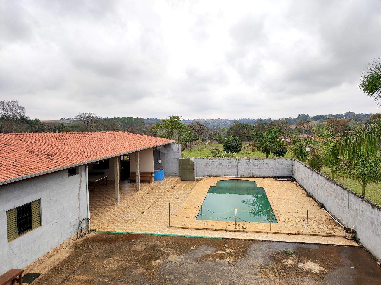 Chácara à venda no bairro Bairro do Pinhal: ÁREA EXTERNA