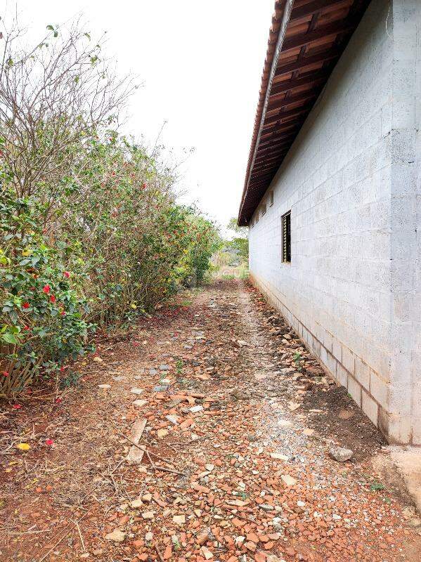 Chácara à venda no bairro Bairro do Pinhal: LATERAL