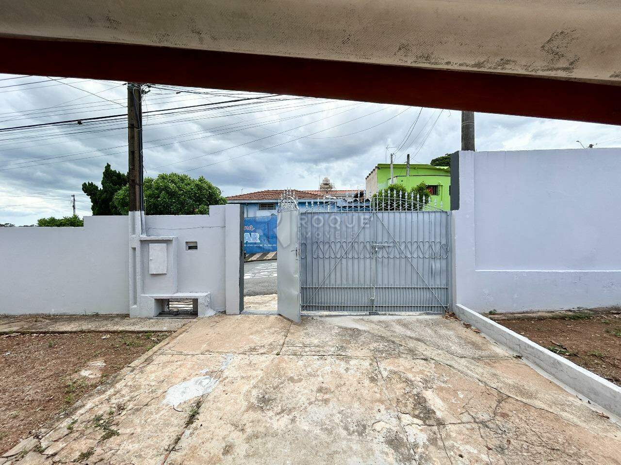 Casa Residencial para aluguel no bairro Vila Cristovam: Frente 