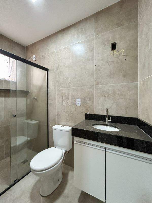 Apartamento para aluguel no bairro Jardim Santa Cecília: WC suíte 