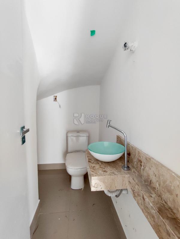 Casa em condomínio à venda no bairro Jardim Residencial Alto do Flamboyant: LAVABO