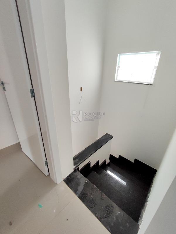 Casa em condomínio à venda no bairro Jardim Residencial Alto do Flamboyant: ACESSO PISO SUPERIOR