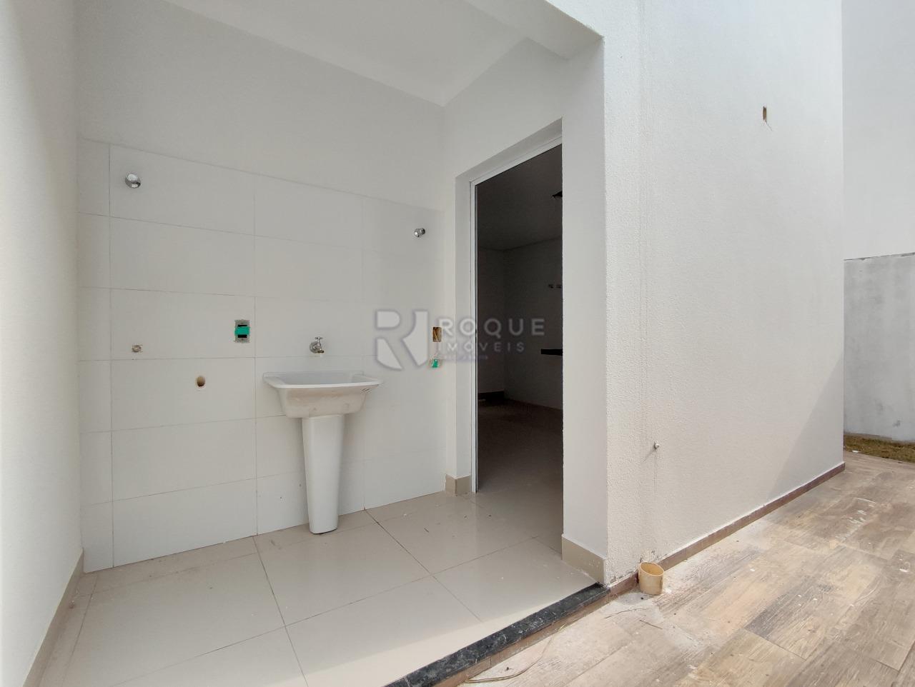 Casa em condomínio à venda no bairro Jardim Residencial Alto do Flamboyant: ÁREA DE SERVIÇO