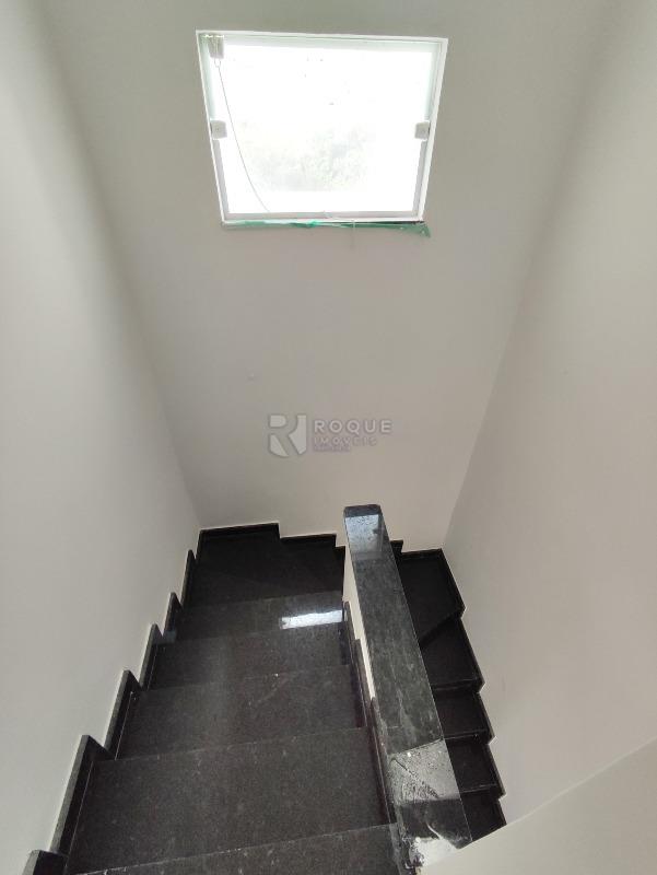 Casa em condomínio à venda no bairro Jardim Residencial Alto do Flamboyant: ACESSO PISO SUPERIOR