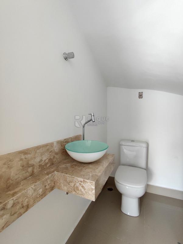 Casa em condomínio à venda no bairro Jardim Residencial Alto do Flamboyant: LAVABO