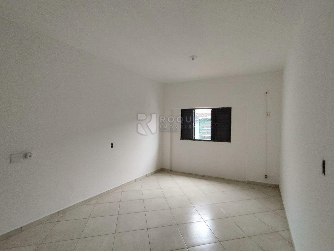 Casa com salão para aluguel no bairro Boa Vista: Dormitório 2