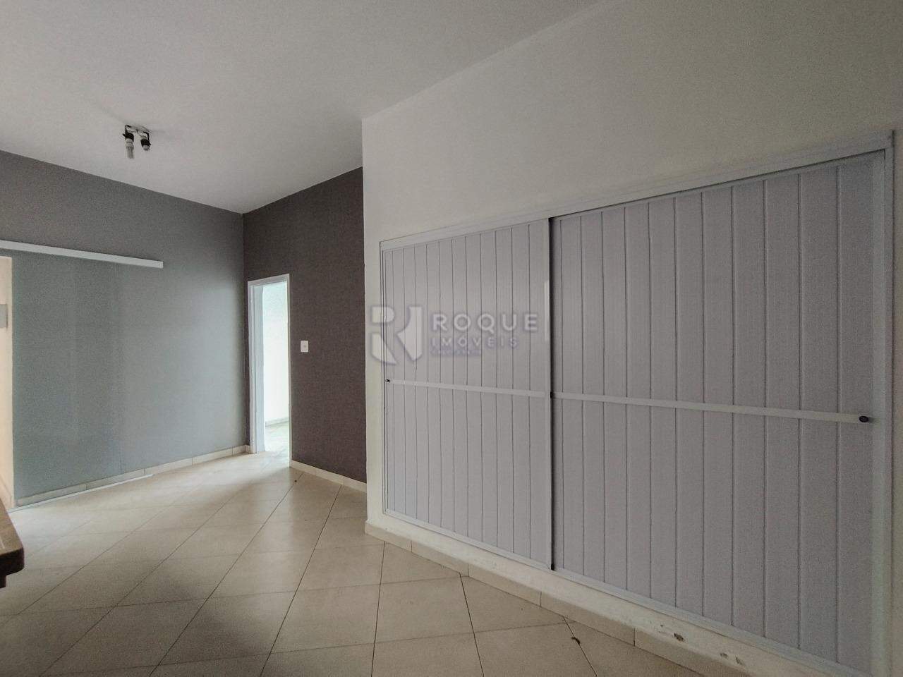 Casa com salão para aluguel no bairro Boa Vista: Cozinha 