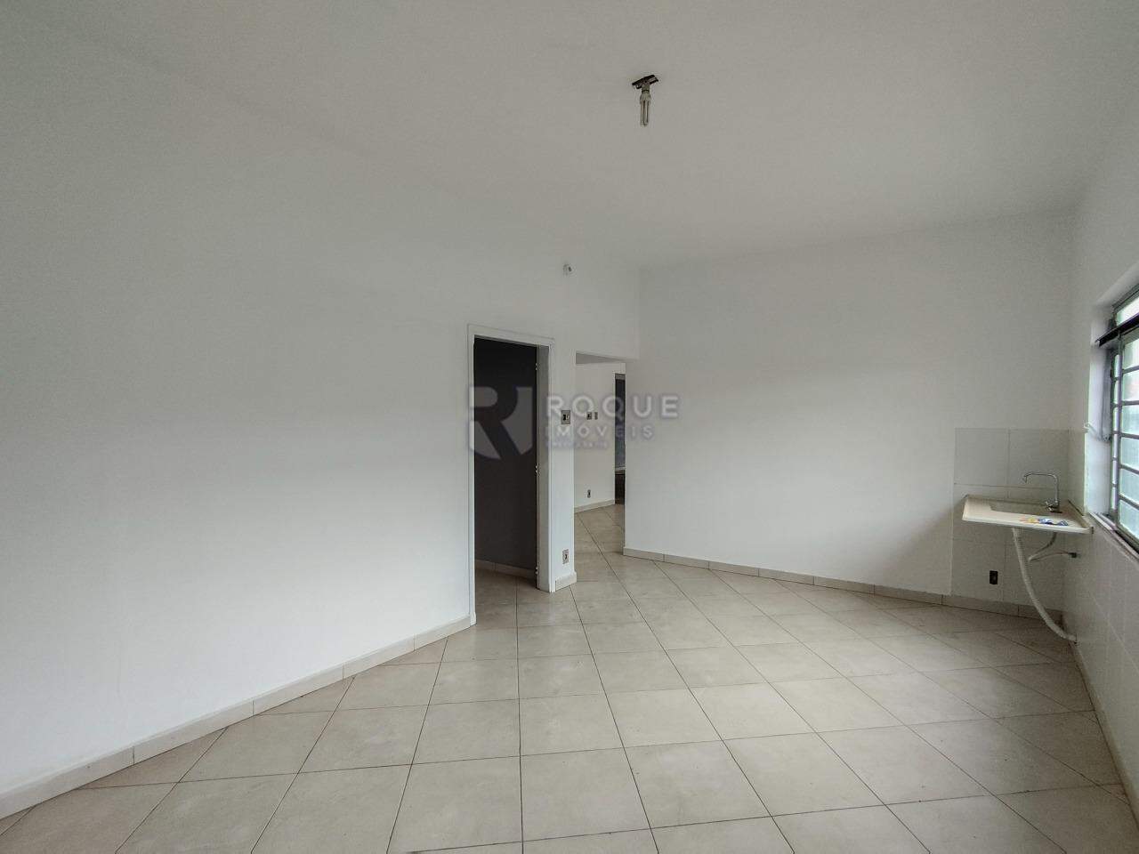 Casa com salão para aluguel no bairro Boa Vista: Sala 2