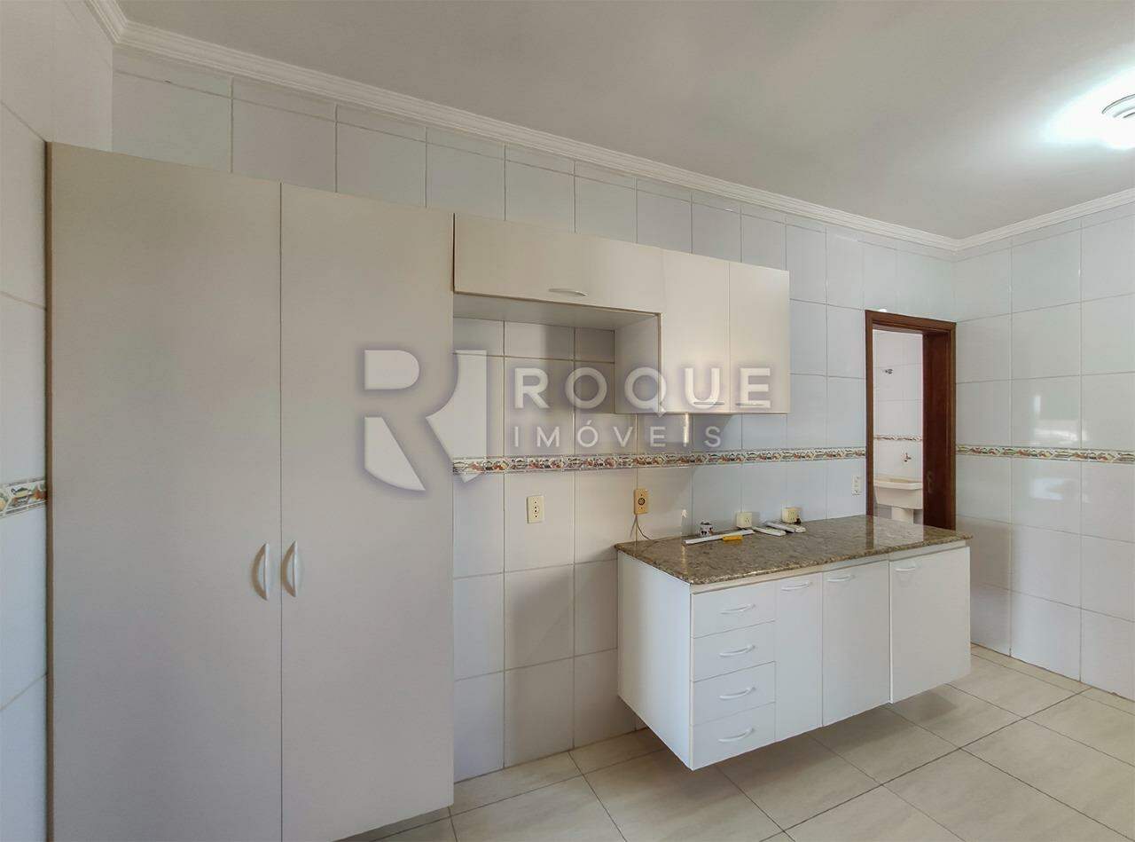 Apartamento à venda no bairro Centro: Cozinha 
