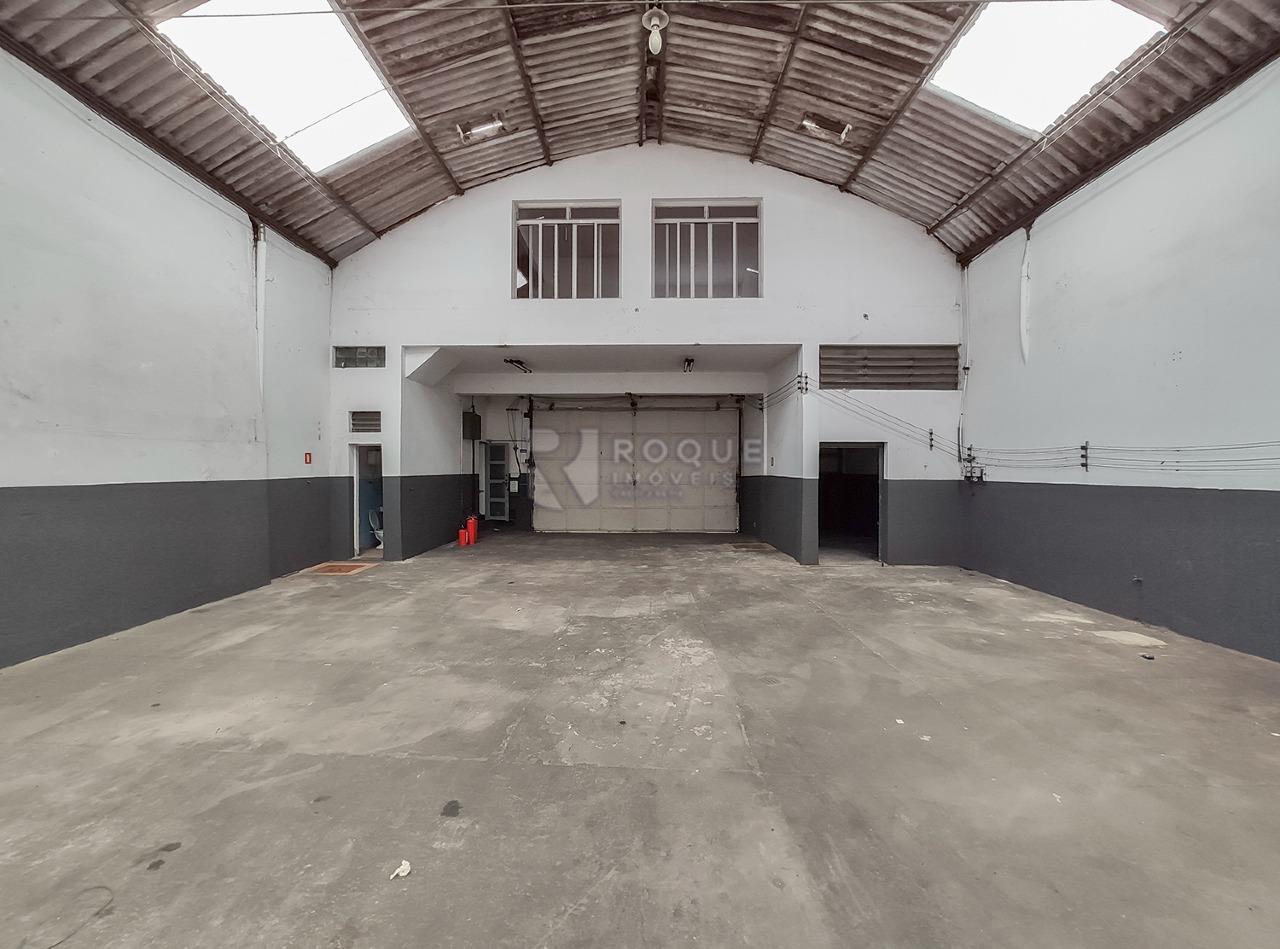 Barracão/Galpão à venda no bairro Centro: Galpão 