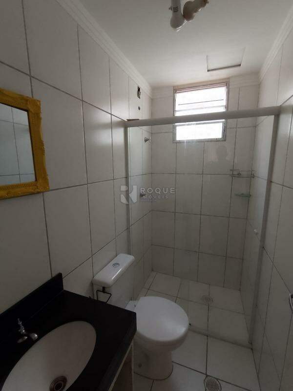 Apartamento para aluguel no bairro Jardim do Lago: