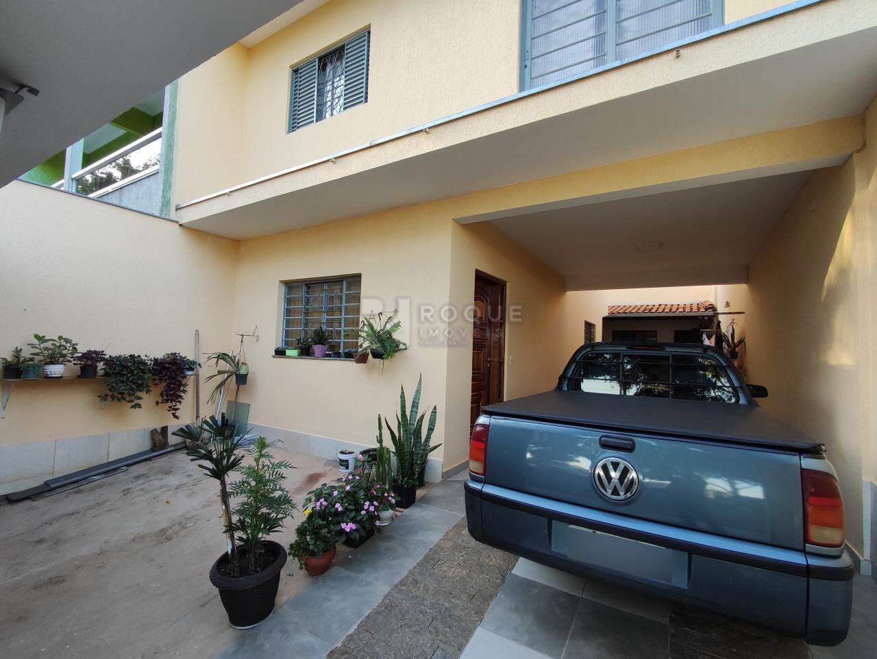 Casa Residencial à venda no bairro Jardim da Graminha: GARAGEM