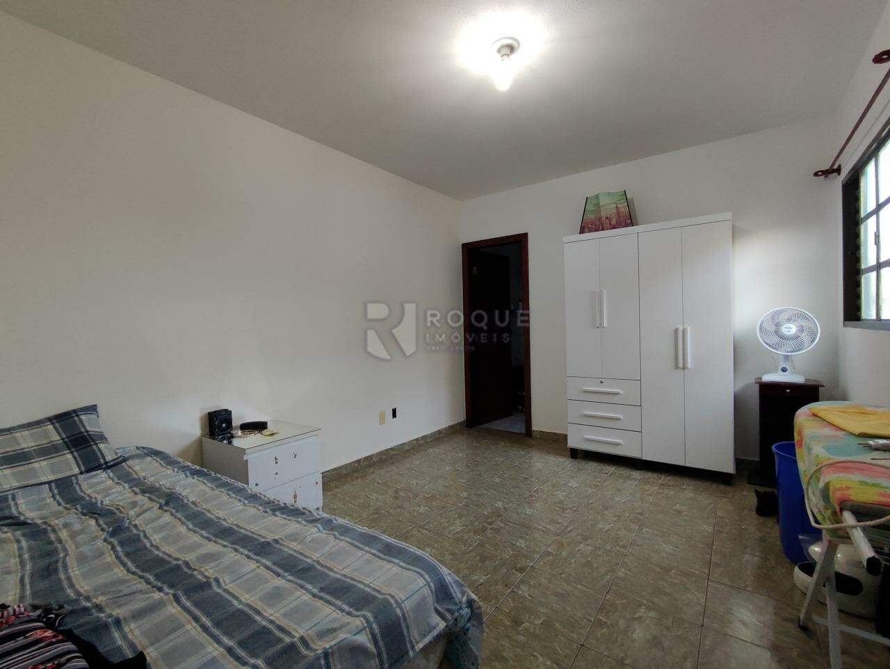 Casa Residencial à venda no bairro Jardim da Graminha: SUÍTE EDÍCULA