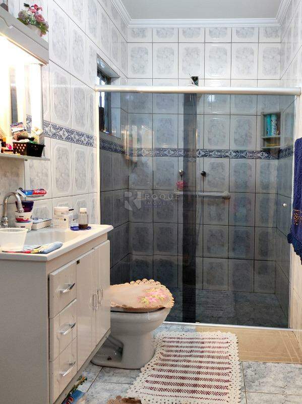 Casa Residencial à venda no bairro Jardim da Graminha: WC SUÍTE