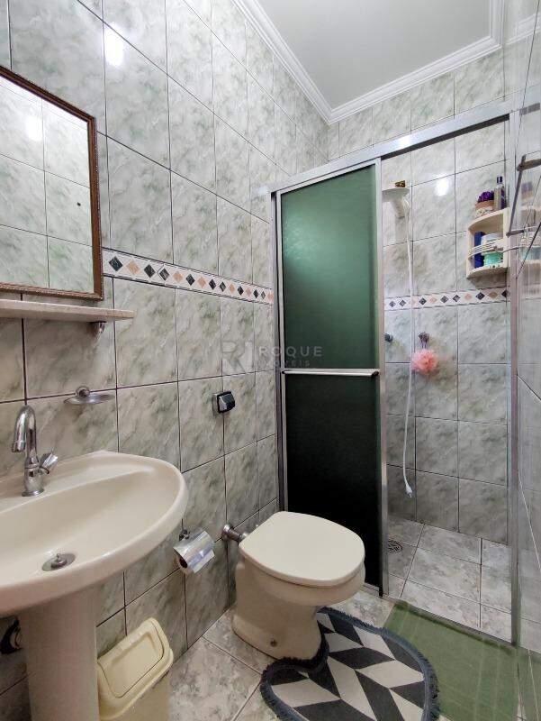 Casa Residencial à venda no bairro Jardim da Graminha: BANHEIRO SOCIAL