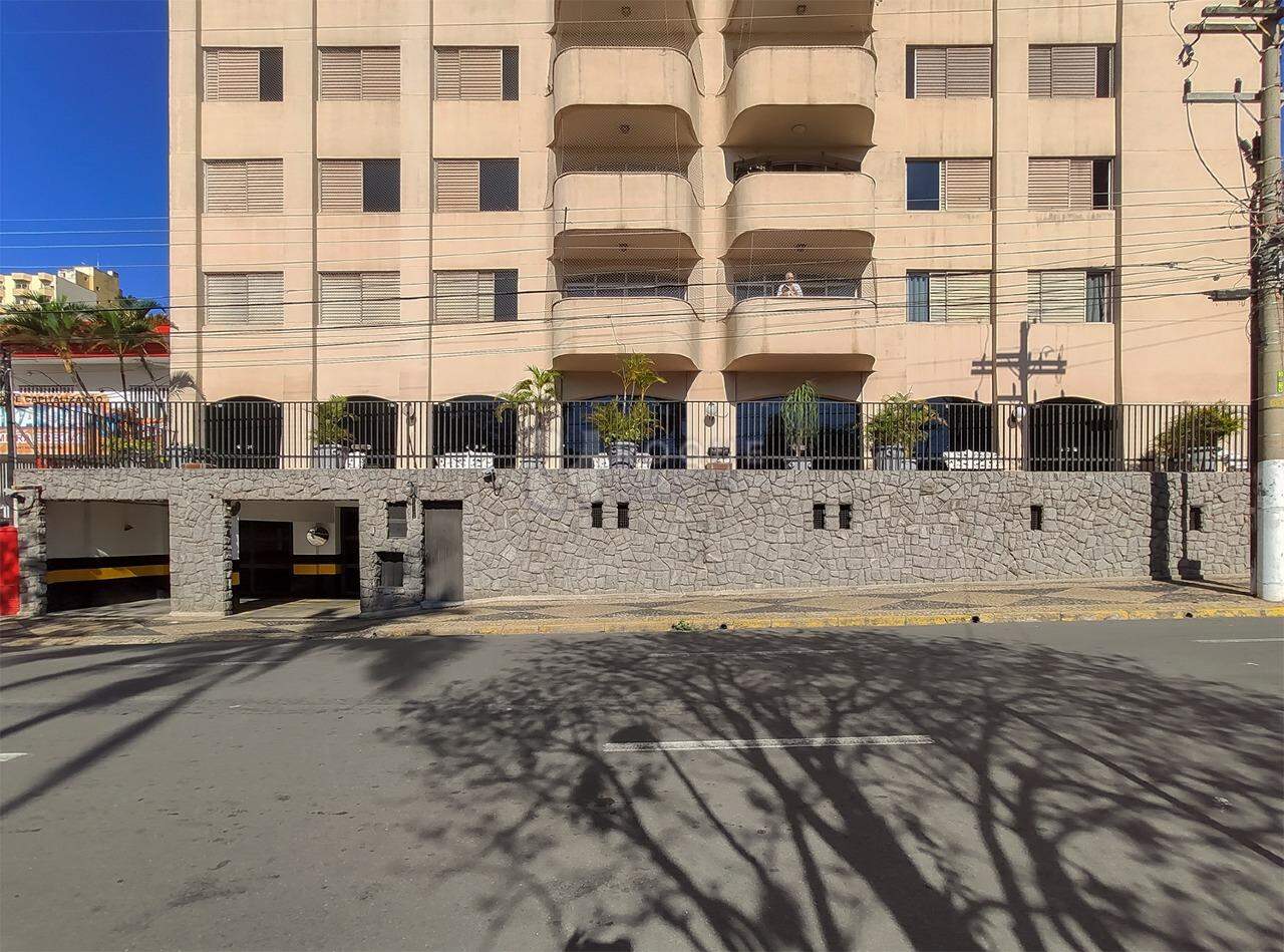 Apartamento para aluguel no bairro Centro: 