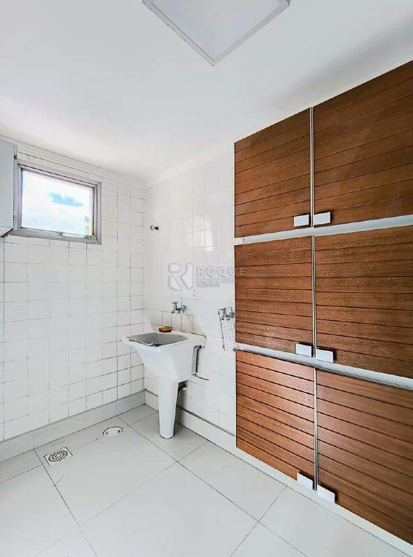 Apartamento para aluguel no bairro Centro: Lavanderia