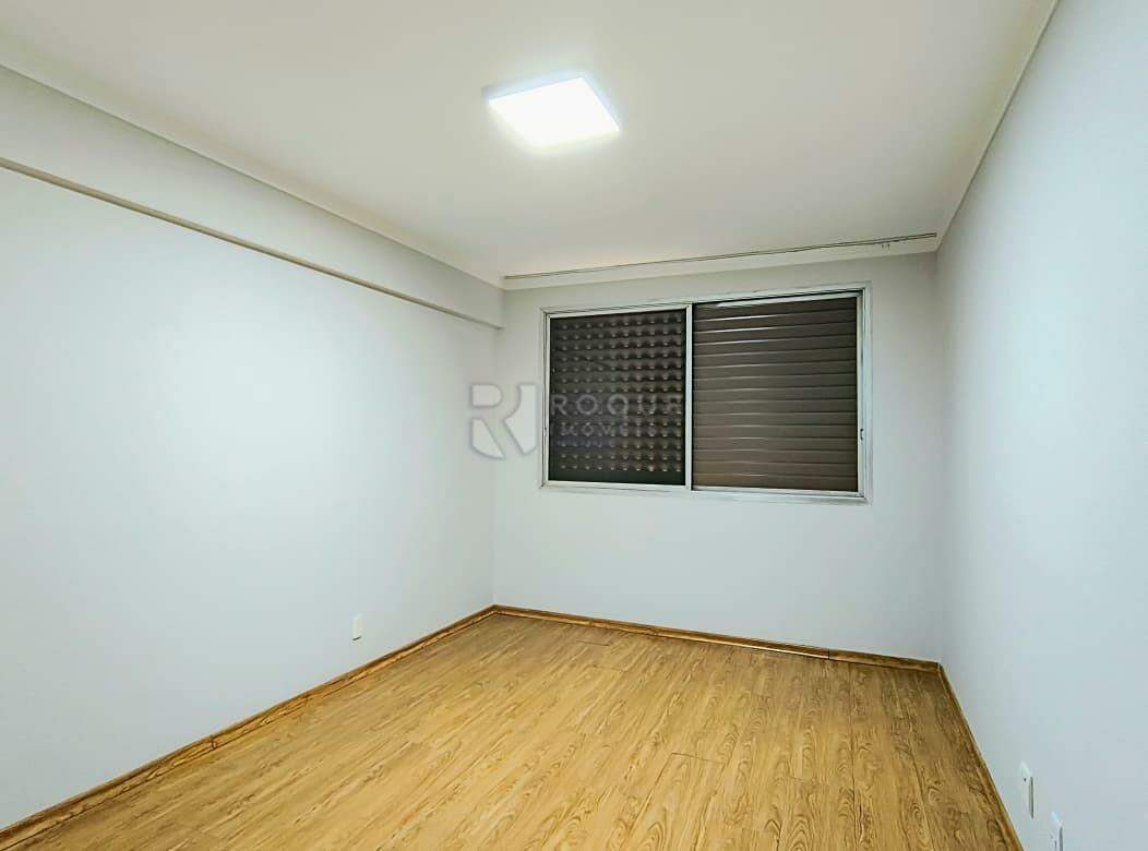 Apartamento para aluguel no bairro Centro: Dormitório 02