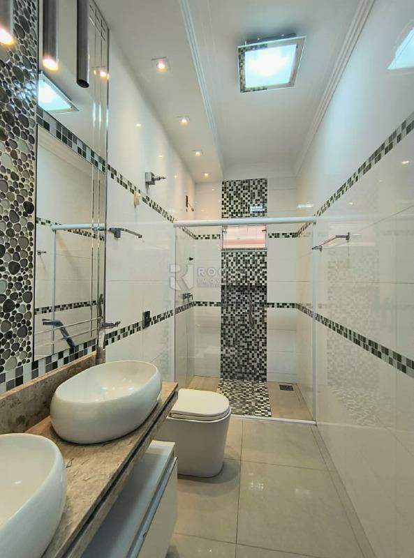 Casa em condomínio para aluguel no bairro Jardim Solar dos Nobres: Wc social 