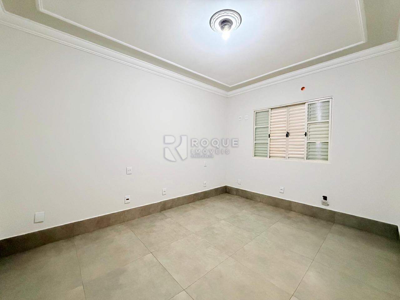 Casa Residencial para aluguel no bairro Jardim Glória: Suiíte