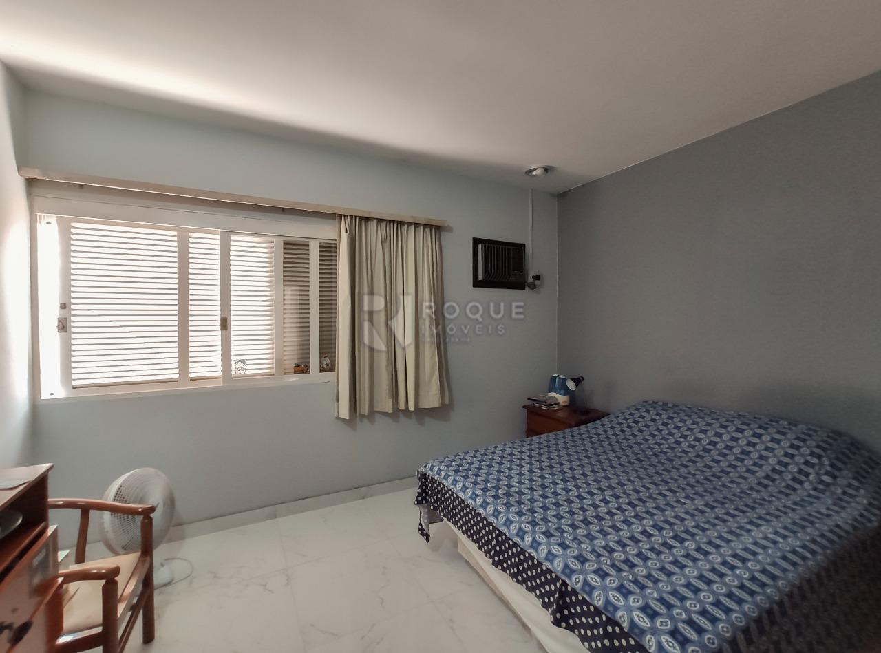 Casa Comercial para aluguel no bairro Jardim Mercedes: Dormitório 3 suíte 