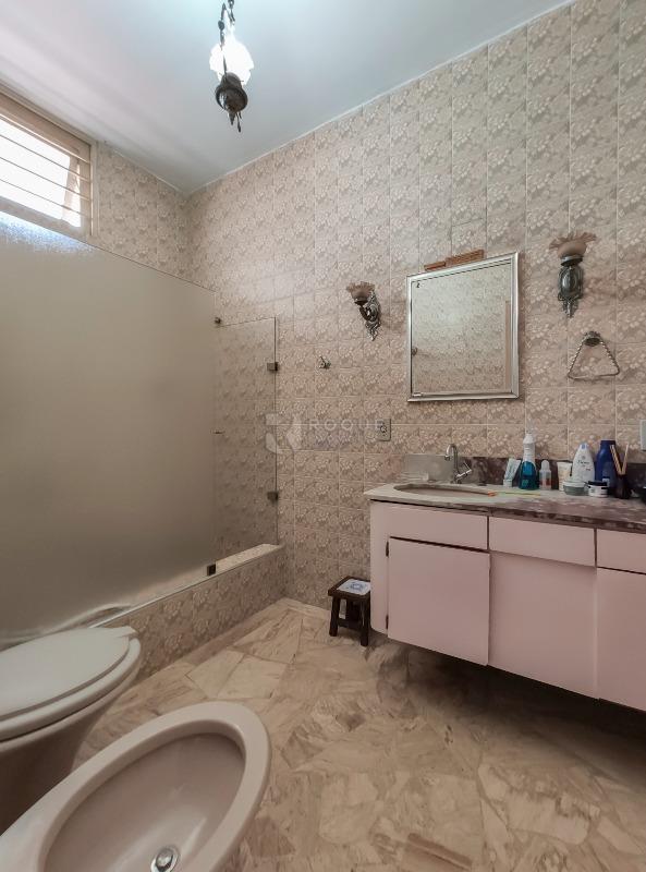 Casa Comercial para aluguel no bairro Jardim Mercedes: WC suíte 