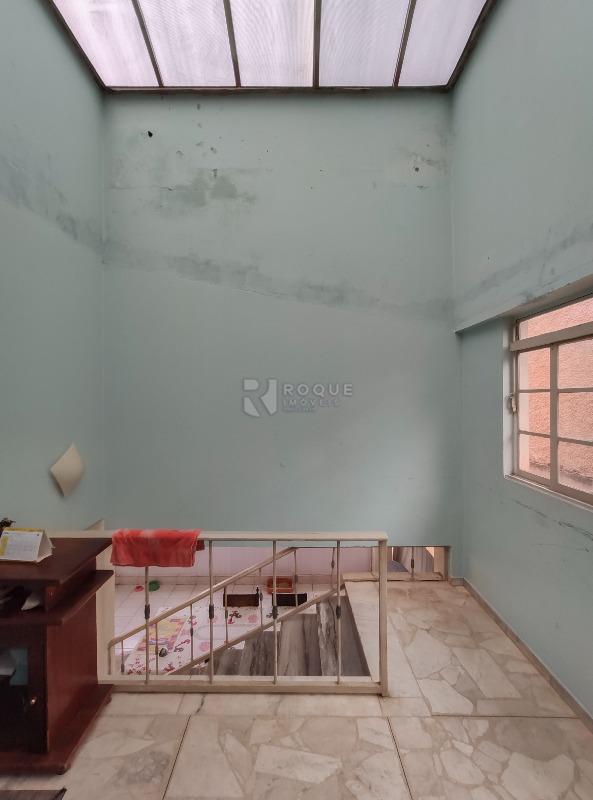 Casa Comercial para aluguel no bairro Jardim Mercedes: Acesso cozinha 2