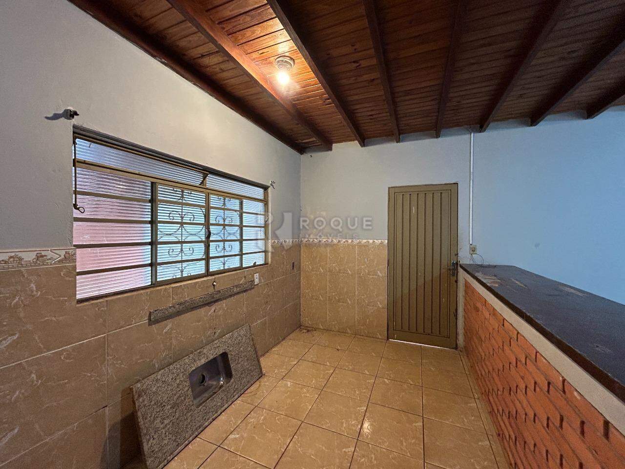 Chácara para aluguel no bairro Bairro do Pinhal: Cozinha