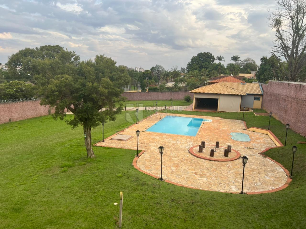 Casa em condomínio à venda no bairro Jardim Itapoã: 