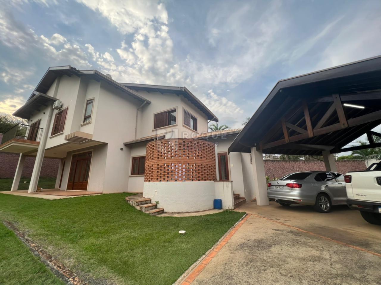 Casa em condomínio à venda no bairro Jardim Itapoã: 