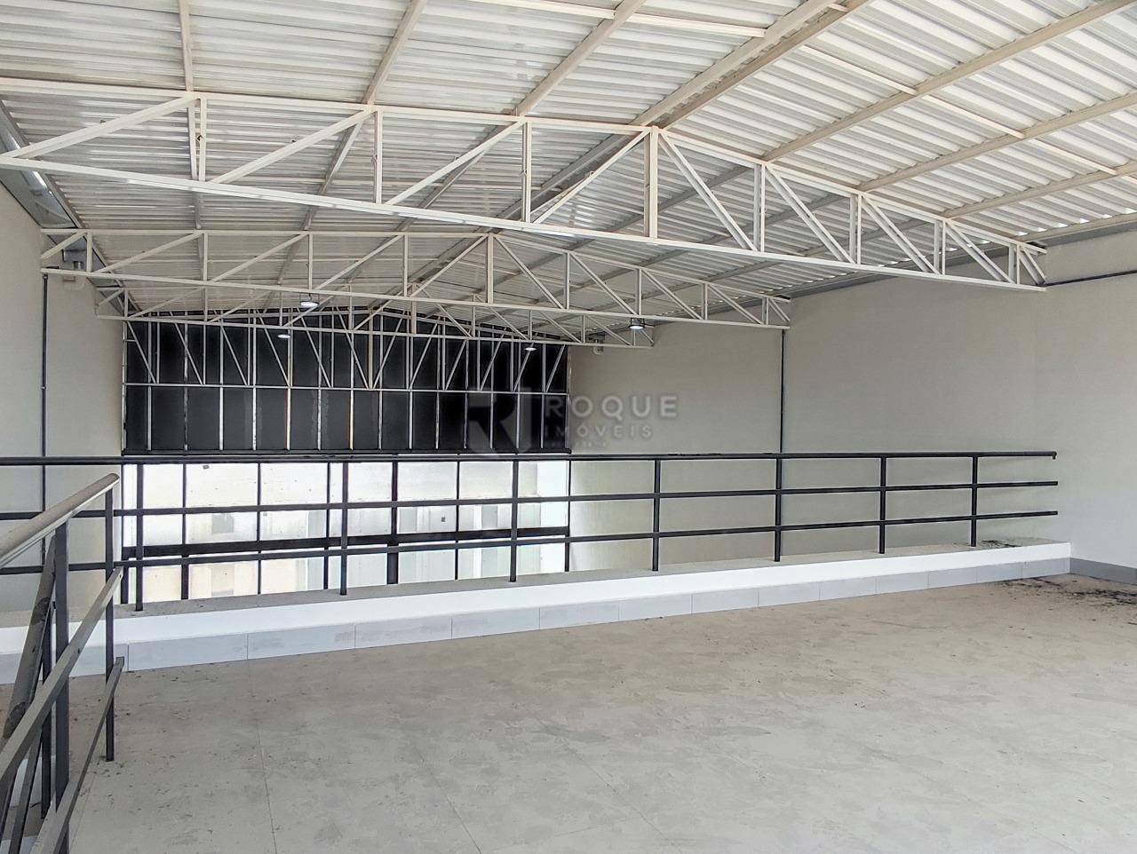 Barracão/Galpão à venda no bairro Jardim Porto Real IV: MEZANINO