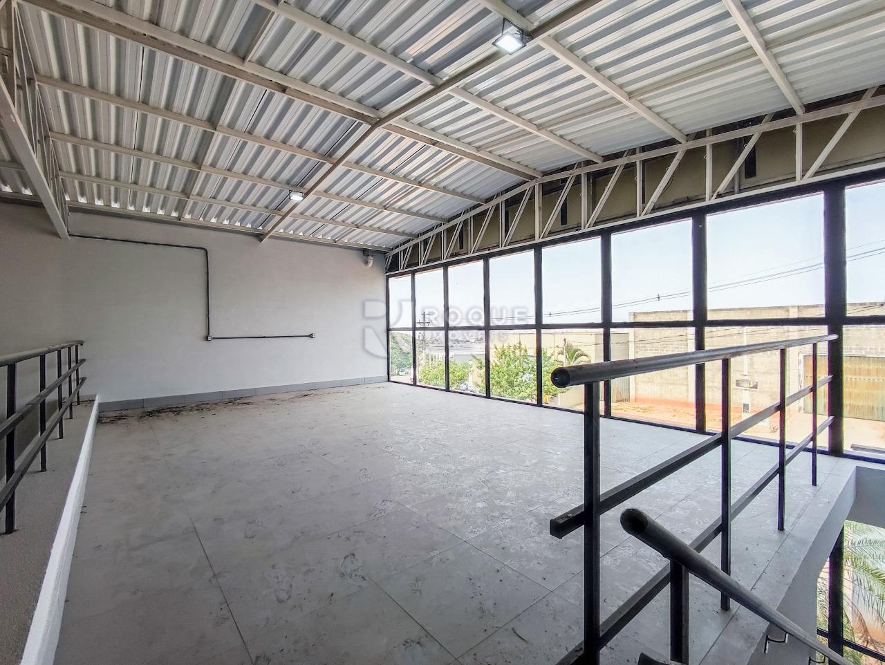 Barracão/Galpão à venda no bairro Jardim Porto Real IV: MEZANINO