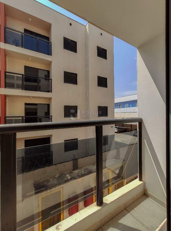 Apartamento para aluguel no bairro Jardim Cidade Universitária I: Sacada