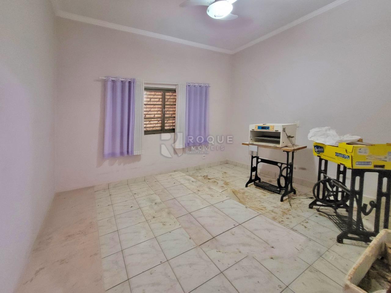 Casa Residencial à venda no bairro Vila Camargo: DORMITÓRIO 1