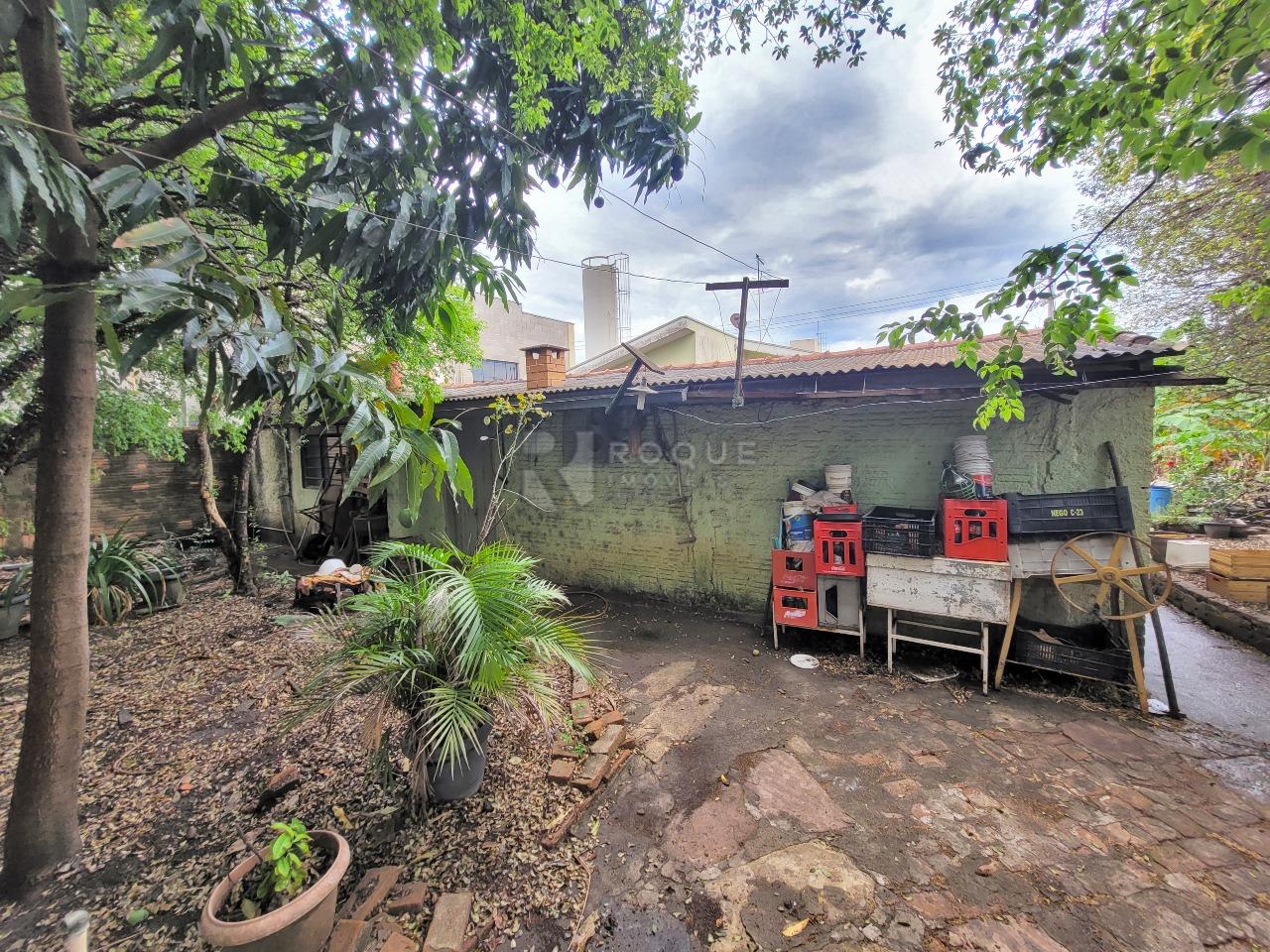 Casa Residencial à venda no bairro Vila Camargo: QUINTAL