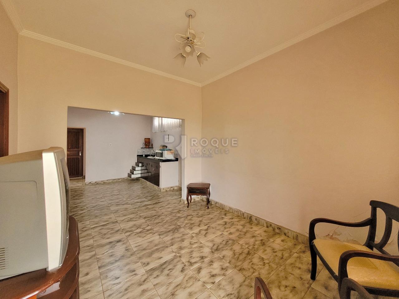 Casa Residencial à venda no bairro Vila Camargo: SALA DE ESTAR