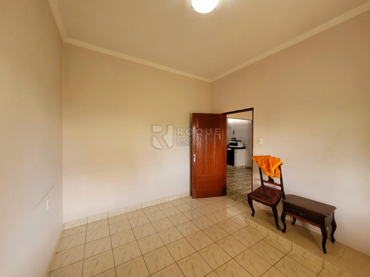 Casa Residencial à venda no bairro Vila Camargo: DORMITÓRIO 2