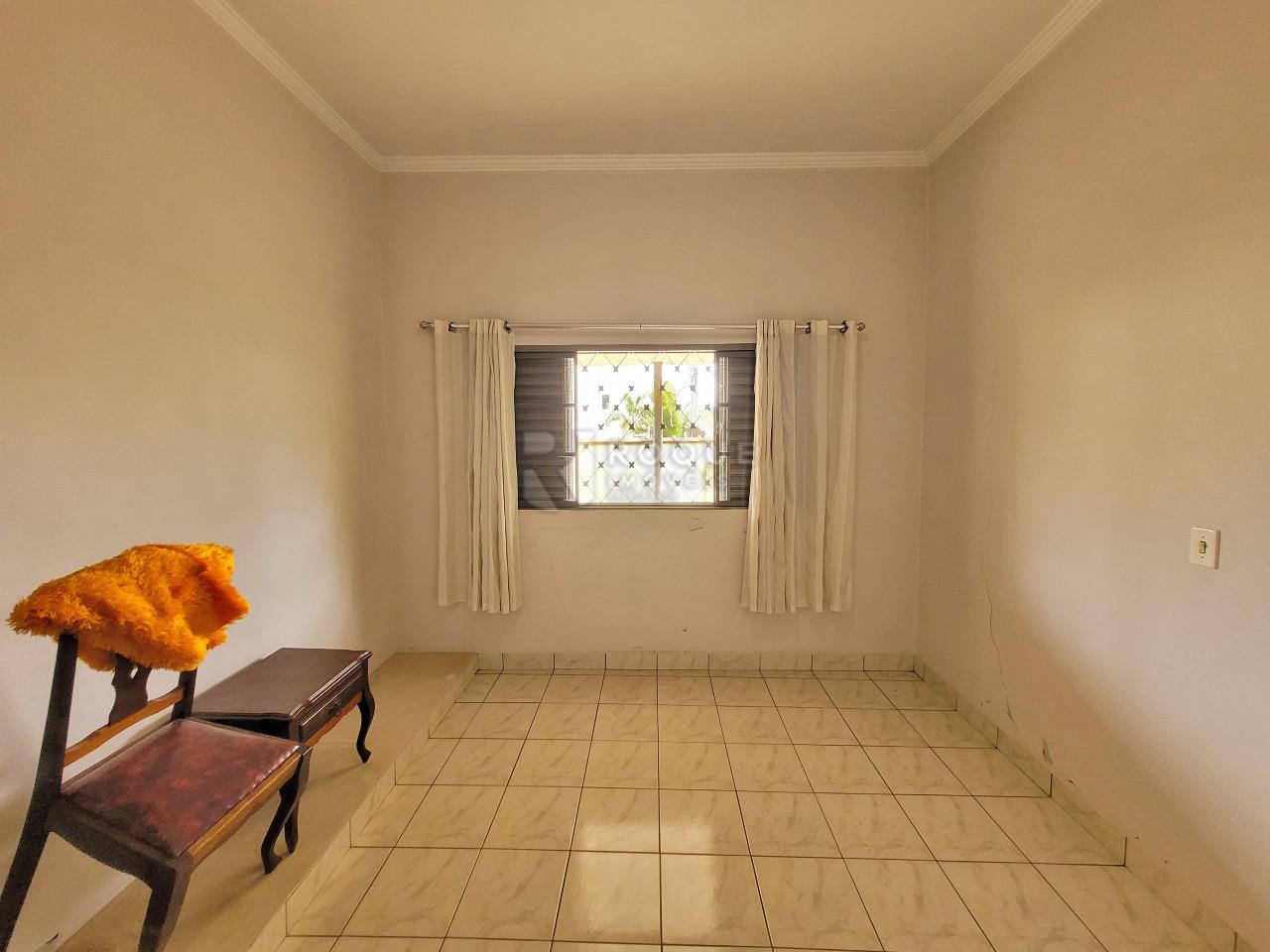 Casa Residencial à venda no bairro Vila Camargo: DORMITÓRIO 2