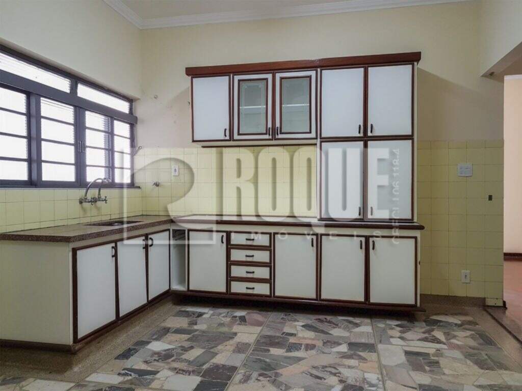 Casa Residencial à venda no bairro Vila Castelar: COZINHA