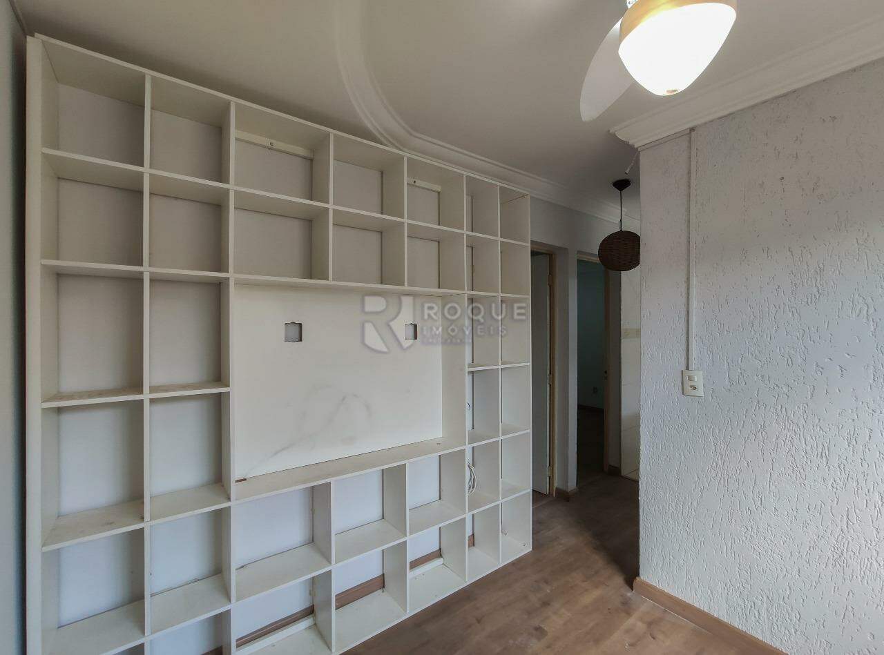 Apartamento para aluguel no bairro Parque Residencial Abílio Pedro: Sala 
