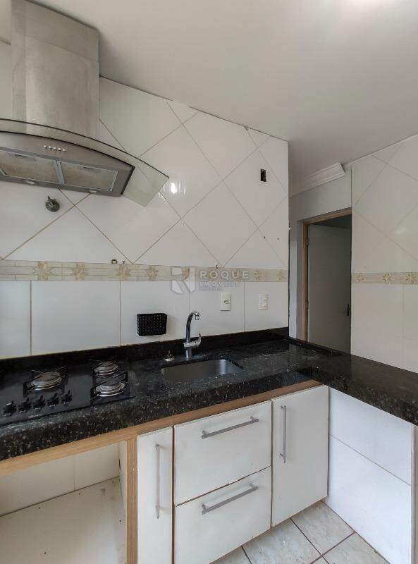 Apartamento para aluguel no bairro Parque Residencial Abílio Pedro: Cozinha