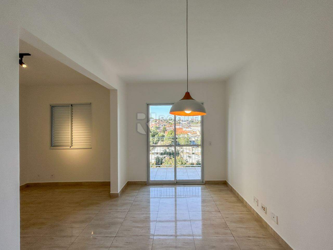 Apartamento para aluguel no bairro Jardim Esmeralda: Sala 
