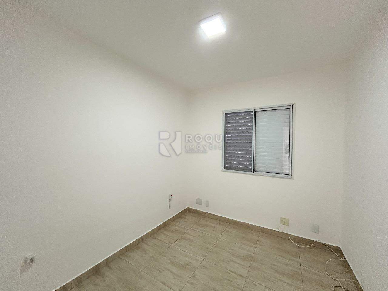 Apartamento para aluguel no bairro Jardim Esmeralda: Dormitório 2 suíte 