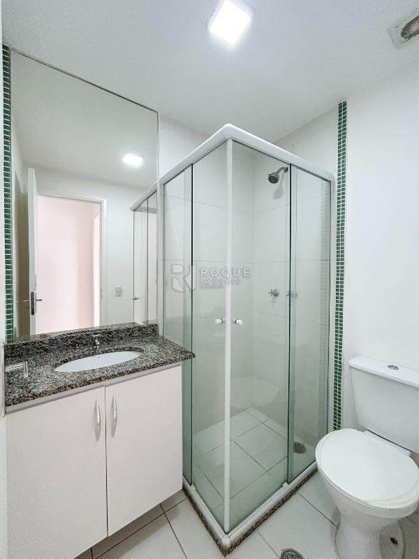 Apartamento para aluguel no bairro Jardim Esmeralda: WC social 