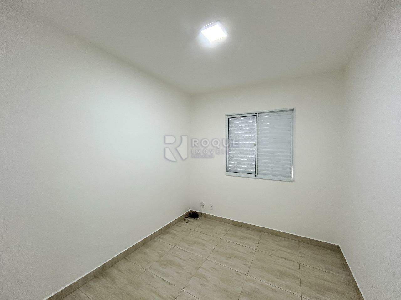 Apartamento para aluguel no bairro Jardim Esmeralda: Dormitório 1