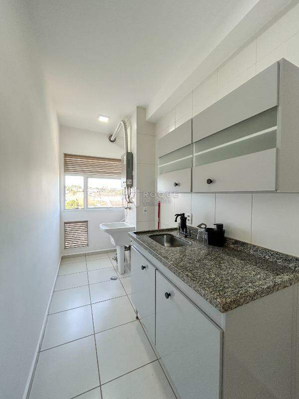Apartamento para aluguel no bairro Jardim Esmeralda: Cozinha 